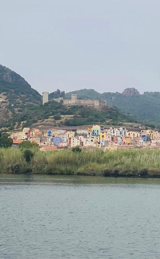 Appartamento Bilocale 4 Posti Bosa Exteriér fotografie